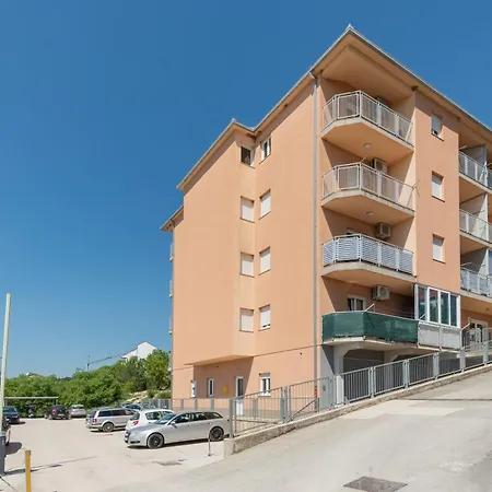 Appartement Ivana *